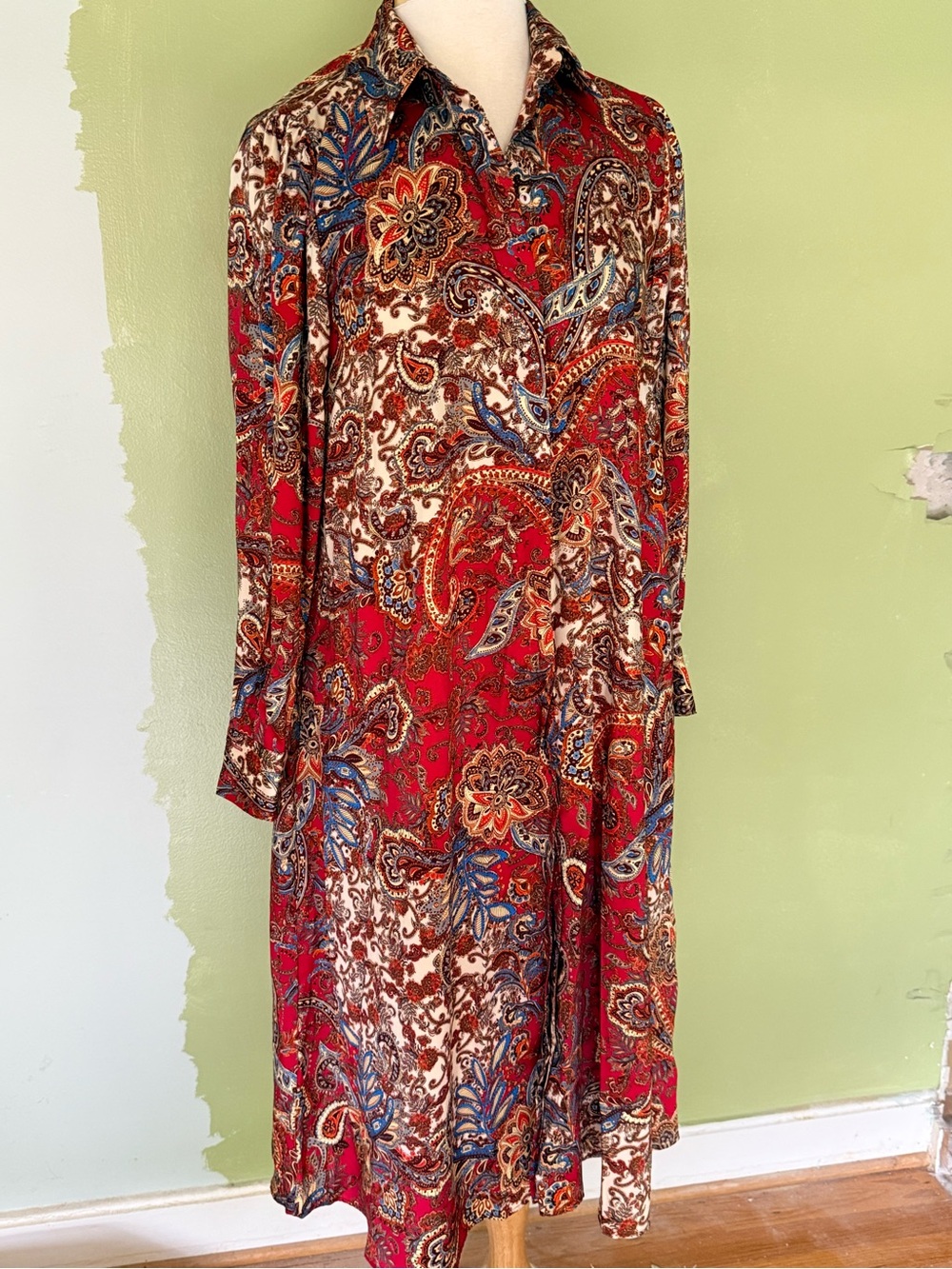 Women's Red Paisley Button-Front Dress